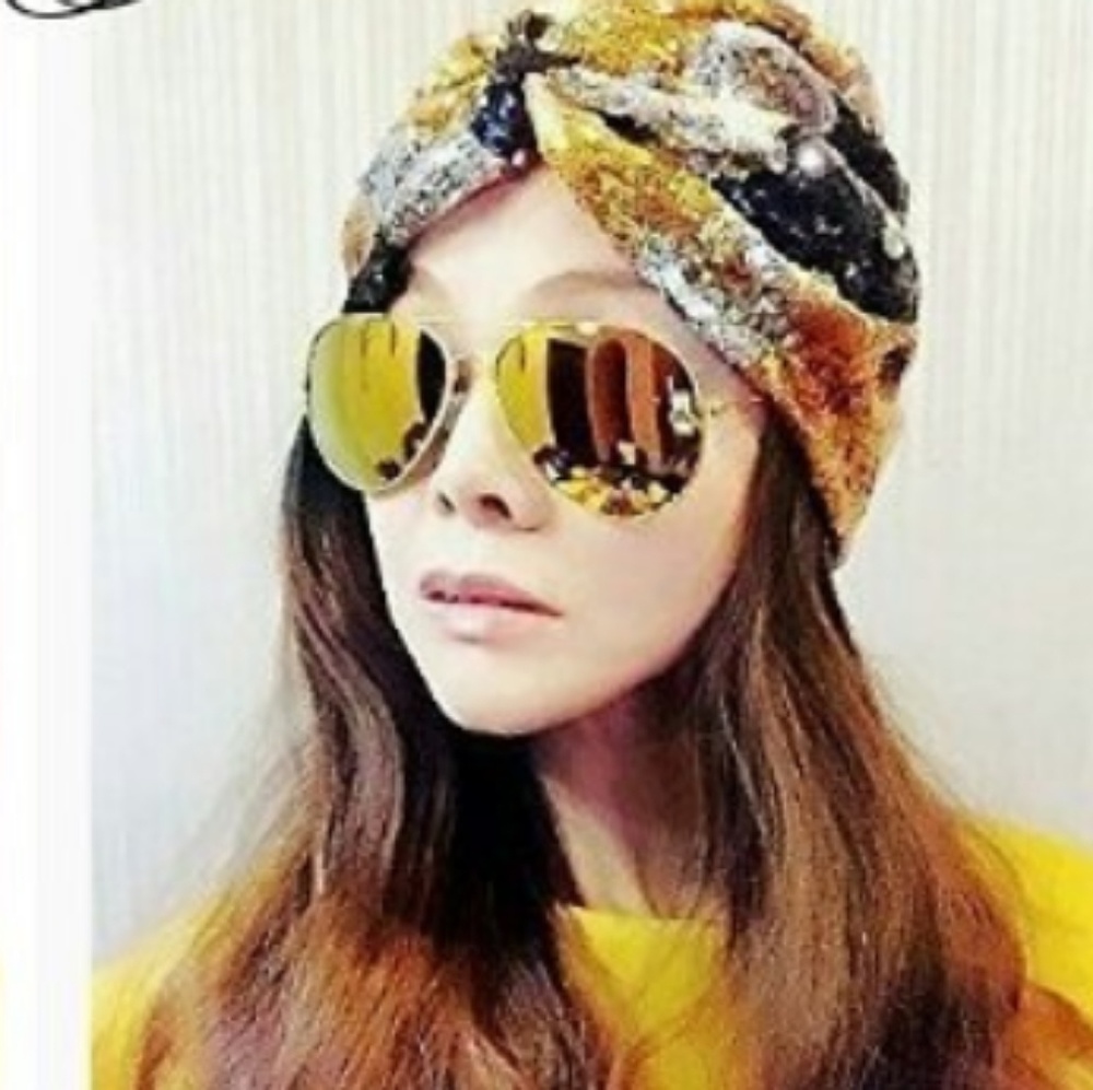 Sequins Turban Hat - Picture 2 of 2